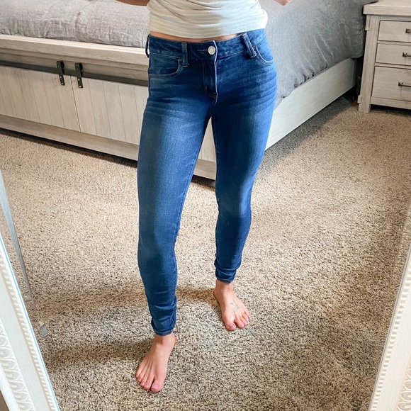 American Eagle Outfitters Denim - American Eagle Super Stretch x4 Skinny Jeans Jeggings Women’s Size 0 Regular